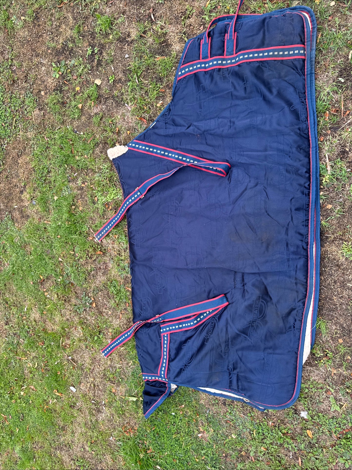 World Beater 300gm 6ft Stable Rug