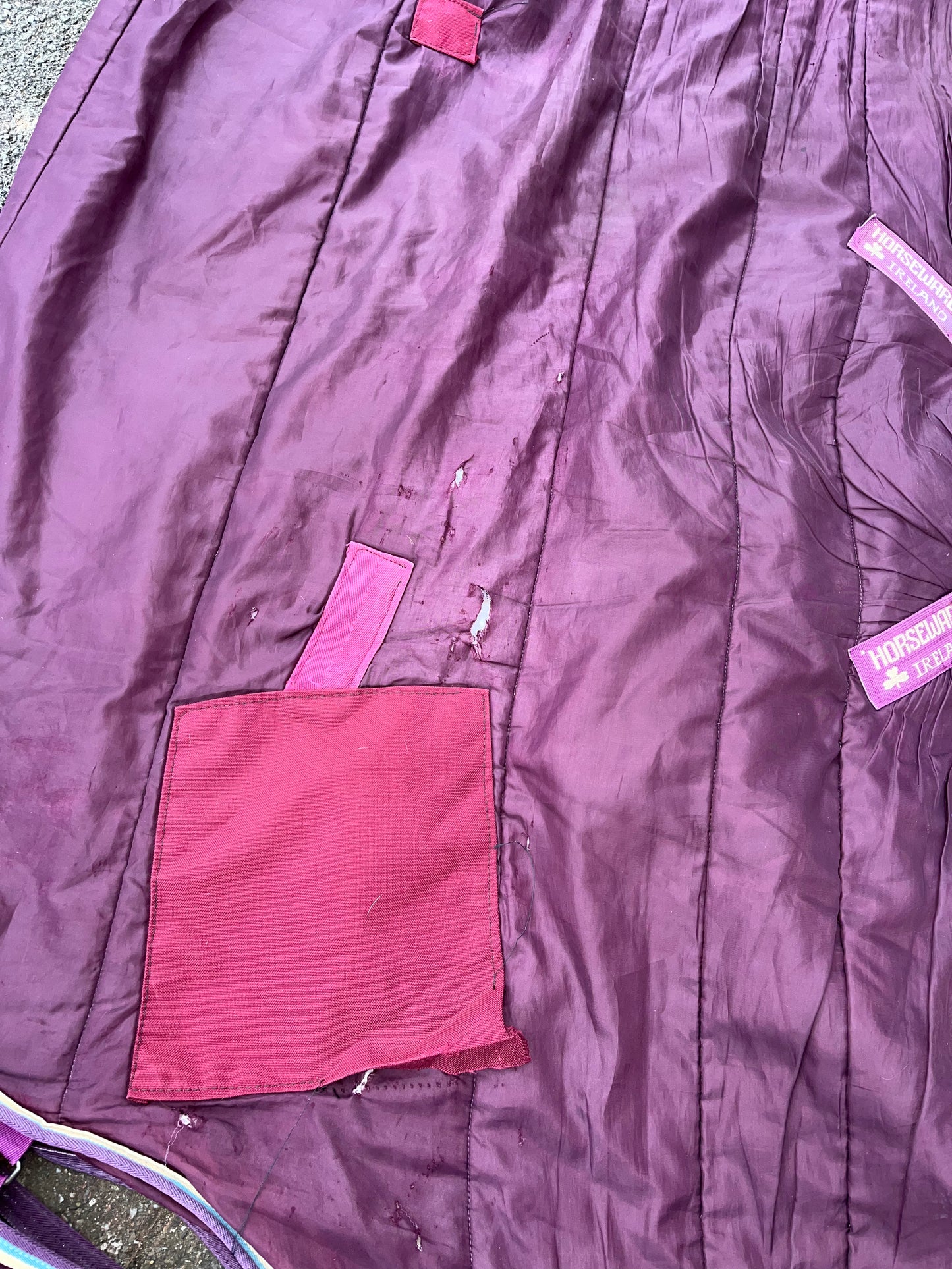 Horseware Ireland Stable With Neck Rug 100g 5’9