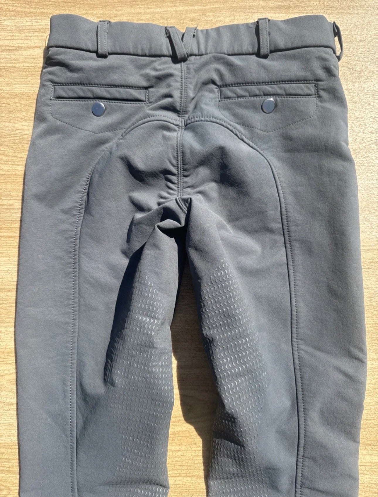 Eneng Grey Shell Stretchy Breeches 26” 28”  Ladies | Second Hand HorseRider Wear