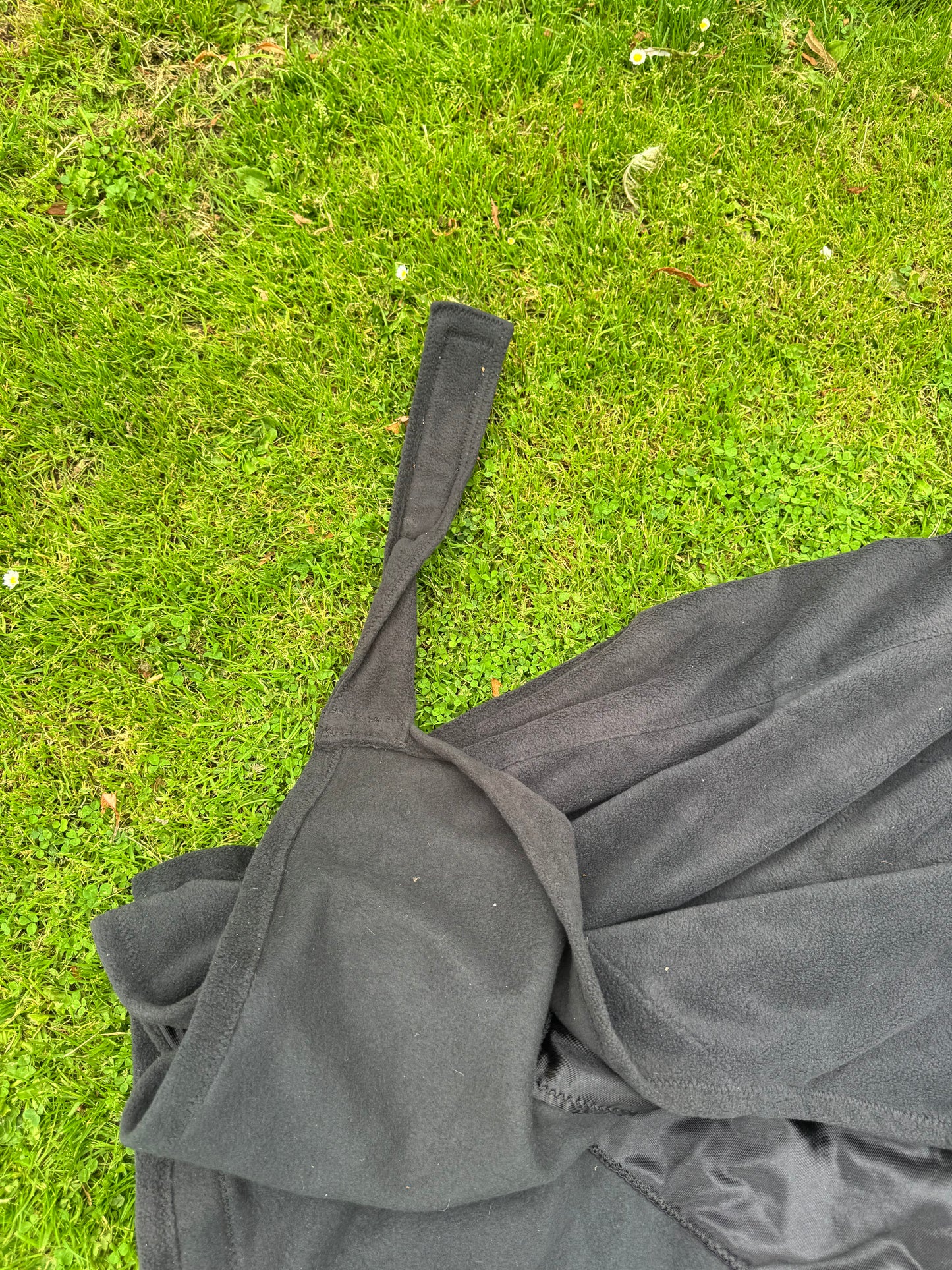 Snuggy Hoods Black Fleece Hood Medium / Large Second Hand Cob Tack