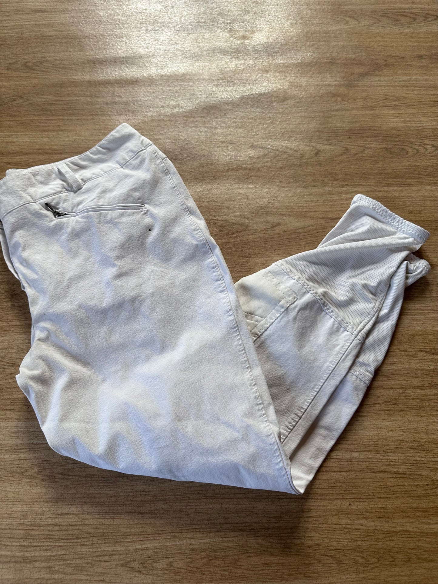 Dublin 32” White Breeches
