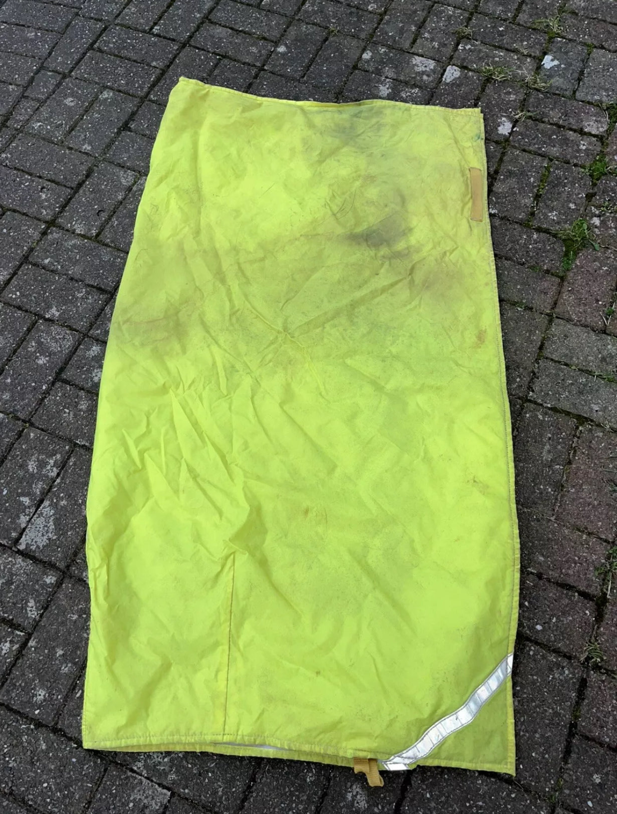 Hi Viz Size Full Showerproof Exercise Sheet
