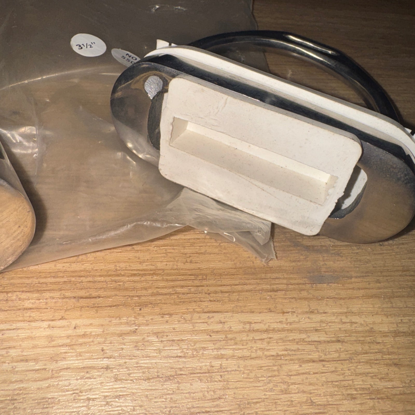 Tiny Tots 3.5” New Stirrups - FREE Post