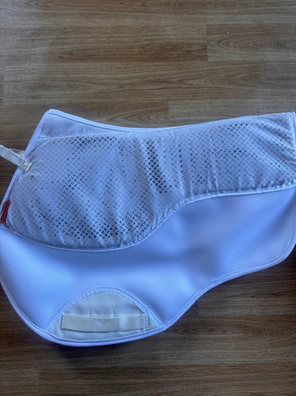 Cameo Padded White Close Contact Saddle Pad Size Full | Back Protect RRP £79.99