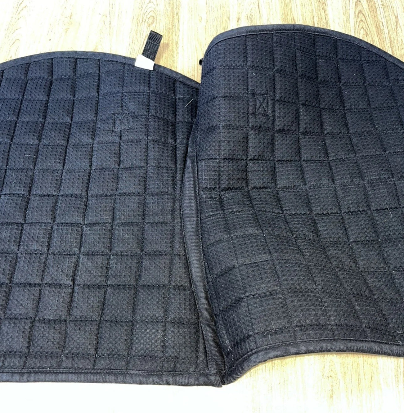 Thorowgood Waffle Black Size Cob Saddle Pad