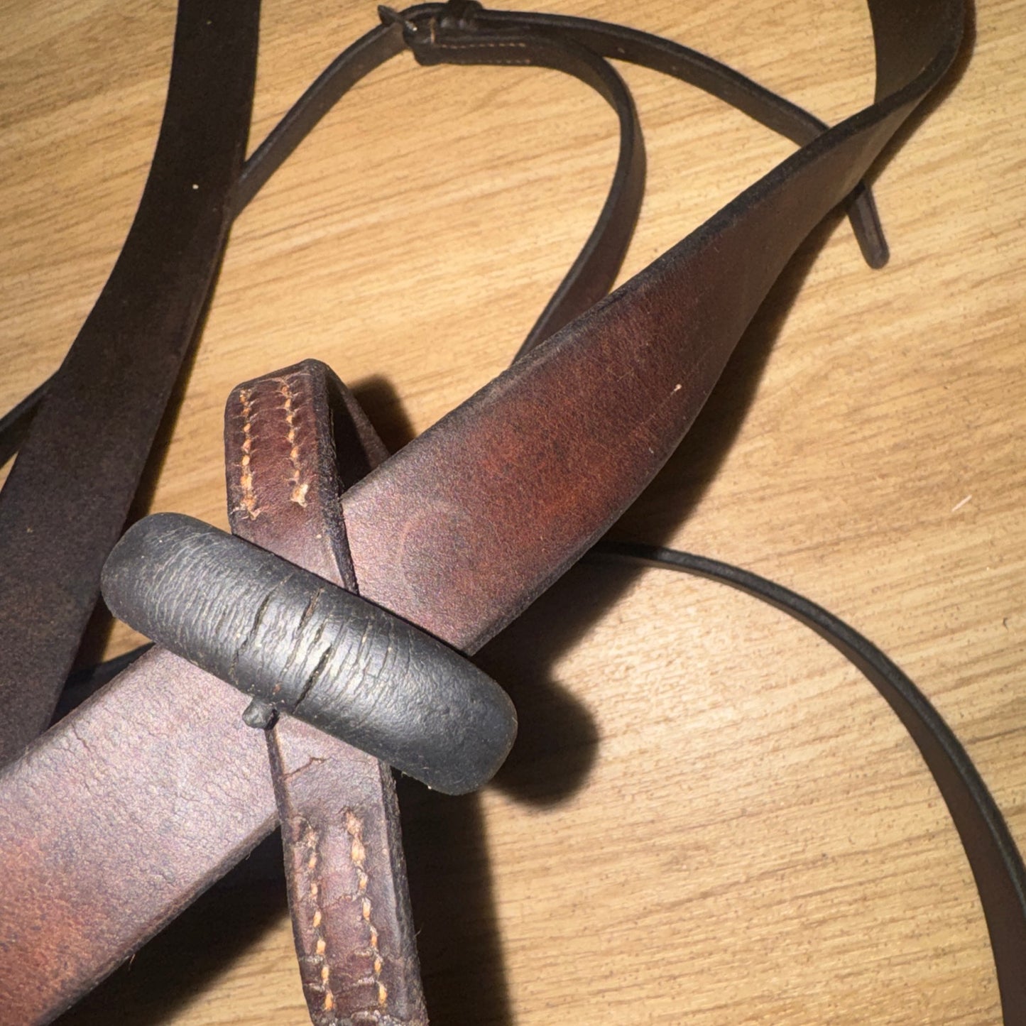 Keith Luxford Saddlery Havana Size Full English Standing Martingale #366