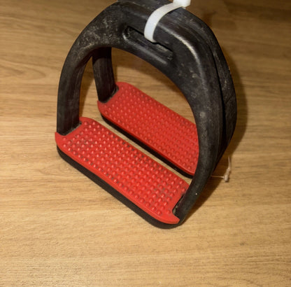 Black Polymer 4.5” Stirrups - Red Treads #22