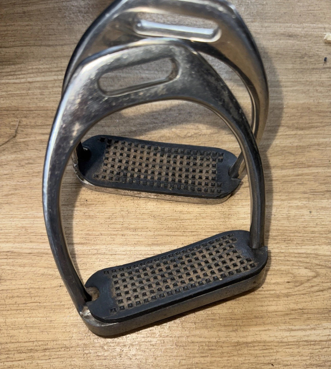 4.5” Fillis Stirrups #34