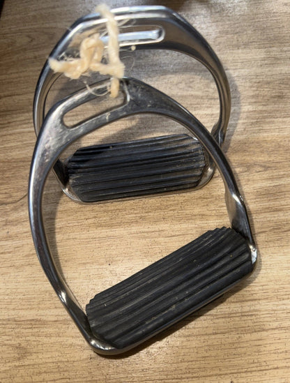 4.5” Stainless Steel Stirrups #37