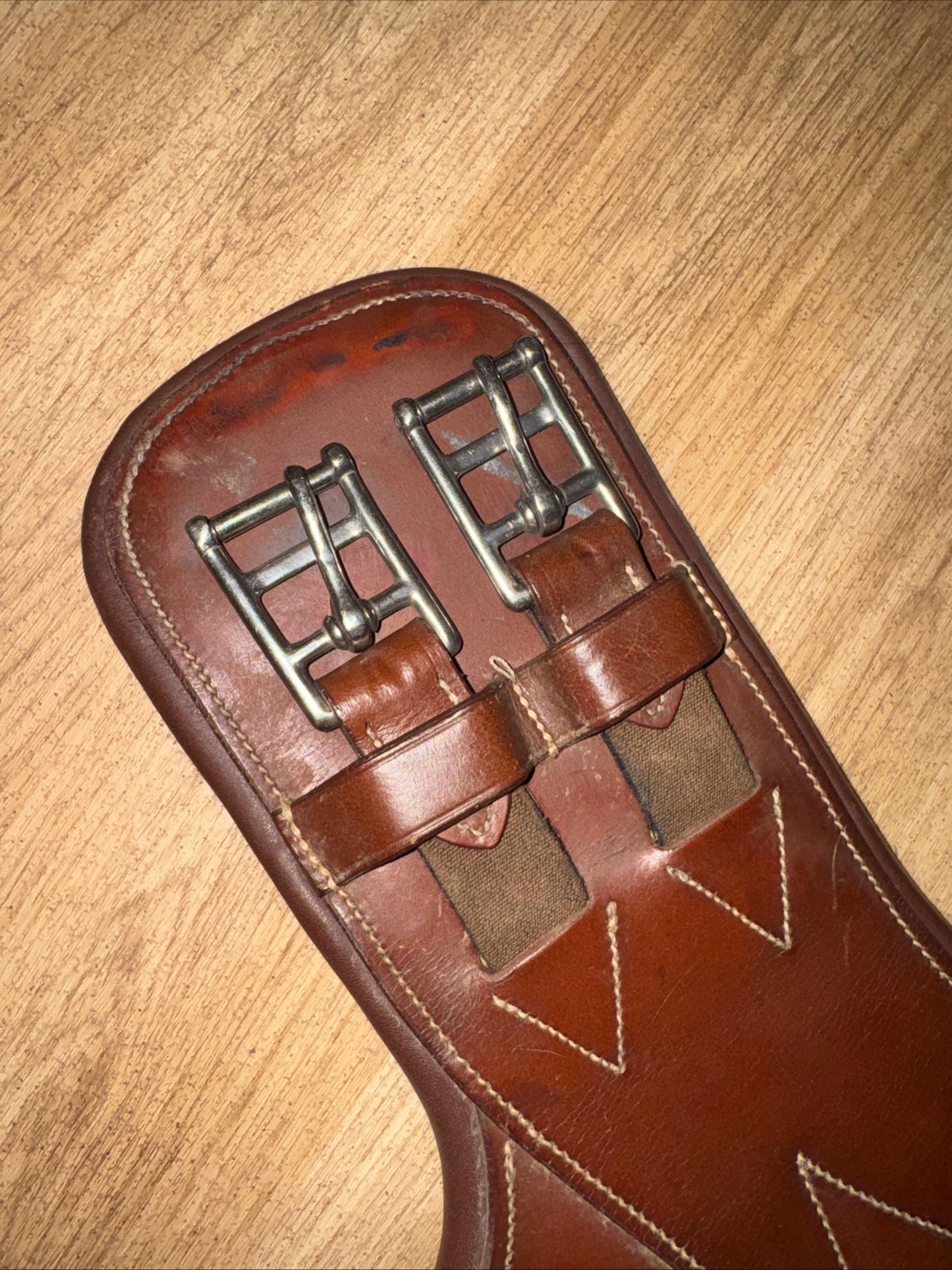 Mark Todd 26” Brown Leather Monoflap Stud Girth – Jumping Horse Tack