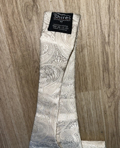Cream Embossed Ladies Medium Stock