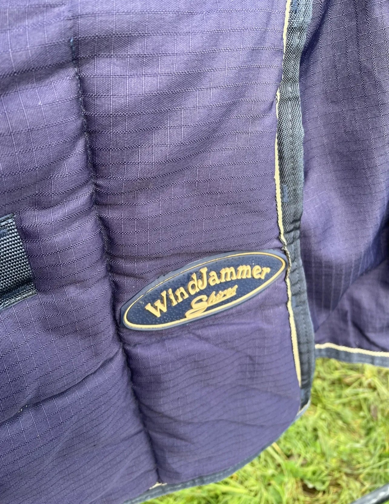 Shires Windjammer 350gm Stable Rug 6’3 - Free Post