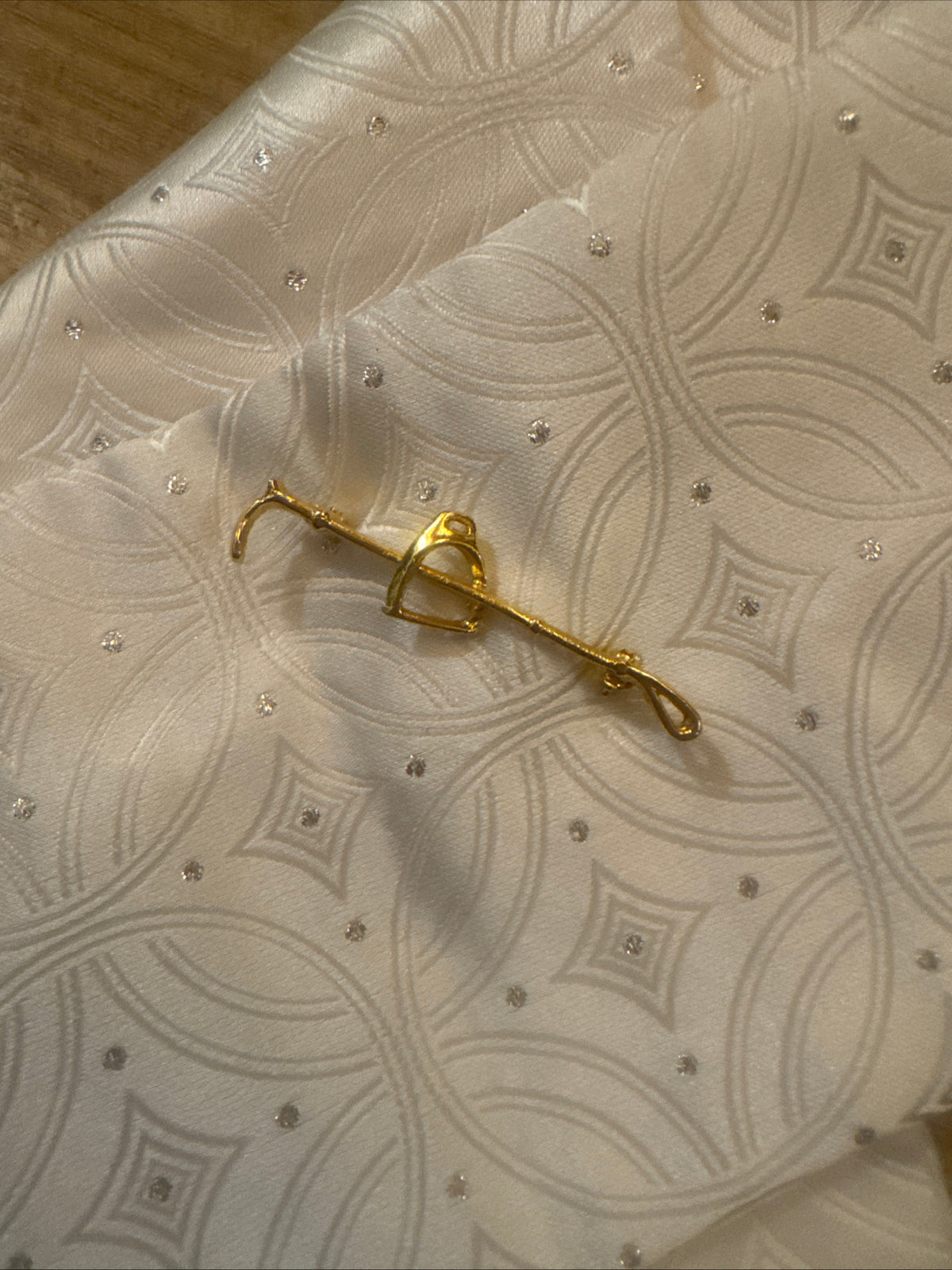 Shires Embossed Stock & Stock Pin | Beautiful Large