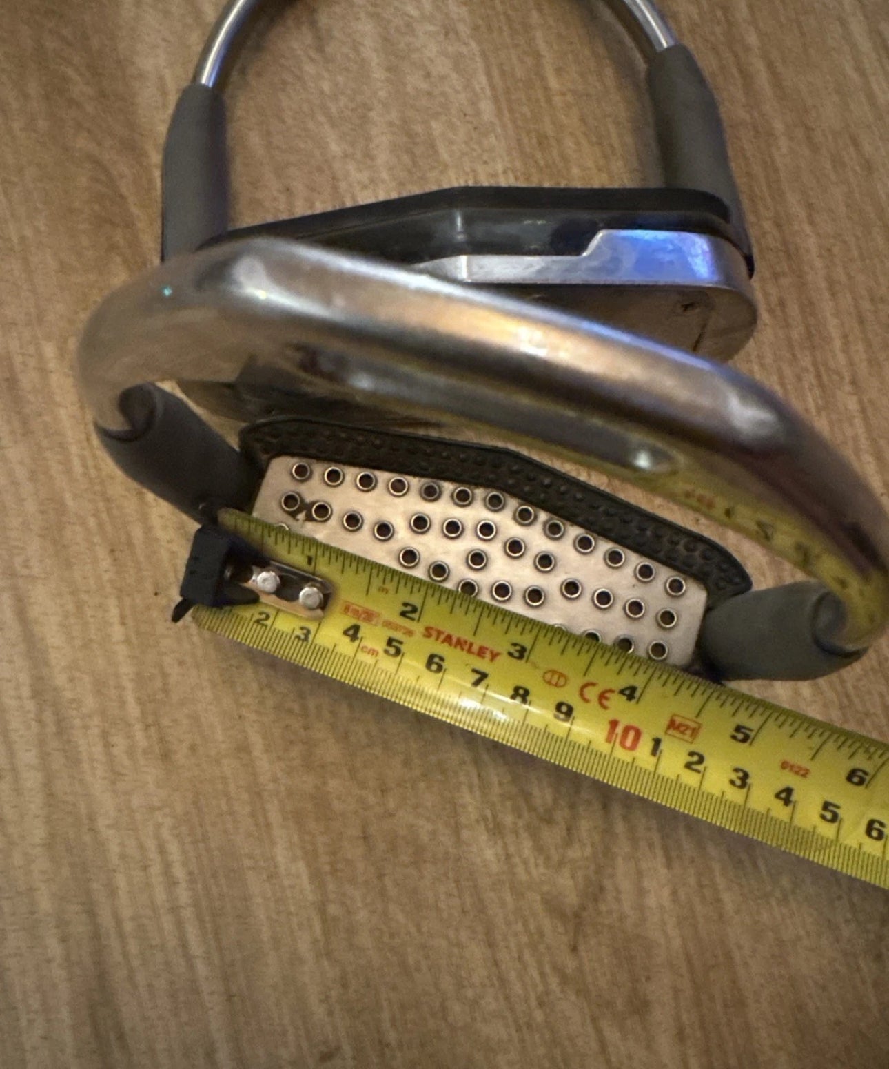 Matalab 4.5” Flexi Stirrups #24
