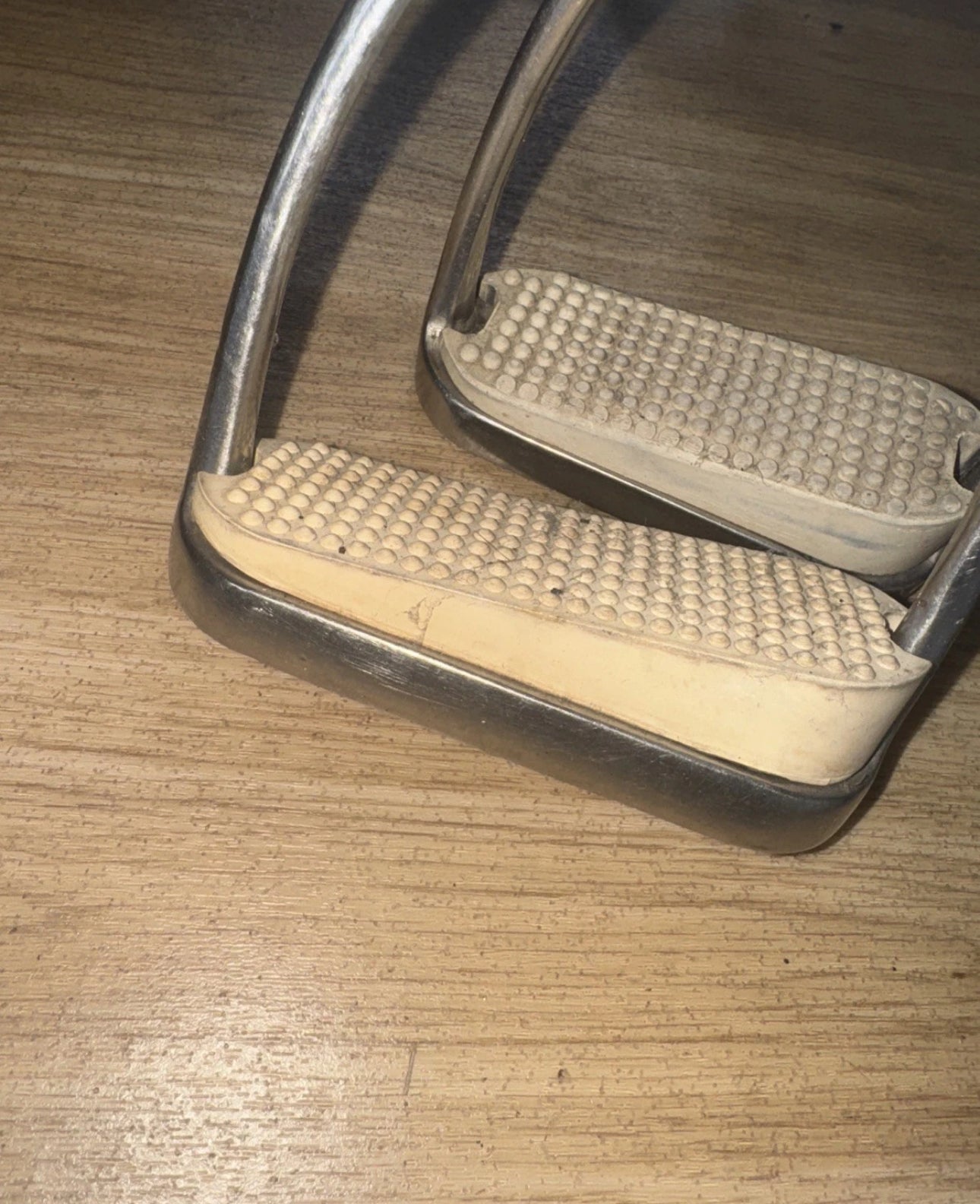 Stainless Steel 4.75”  Fillis Slated Treads Stirrups #42