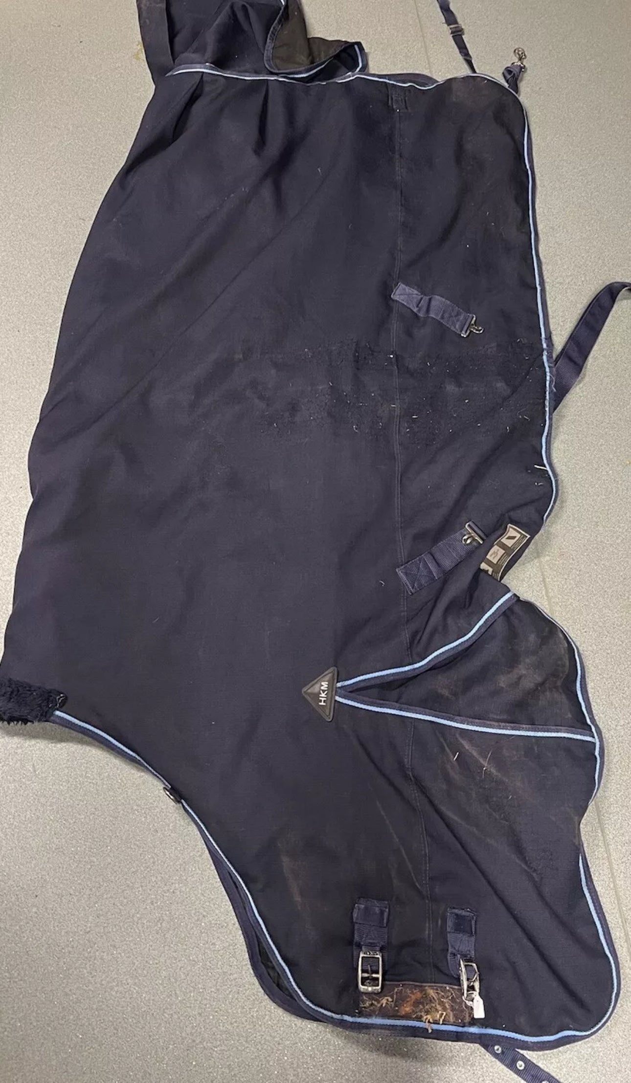 Hkm 6ft 300gm turnout rug - free post