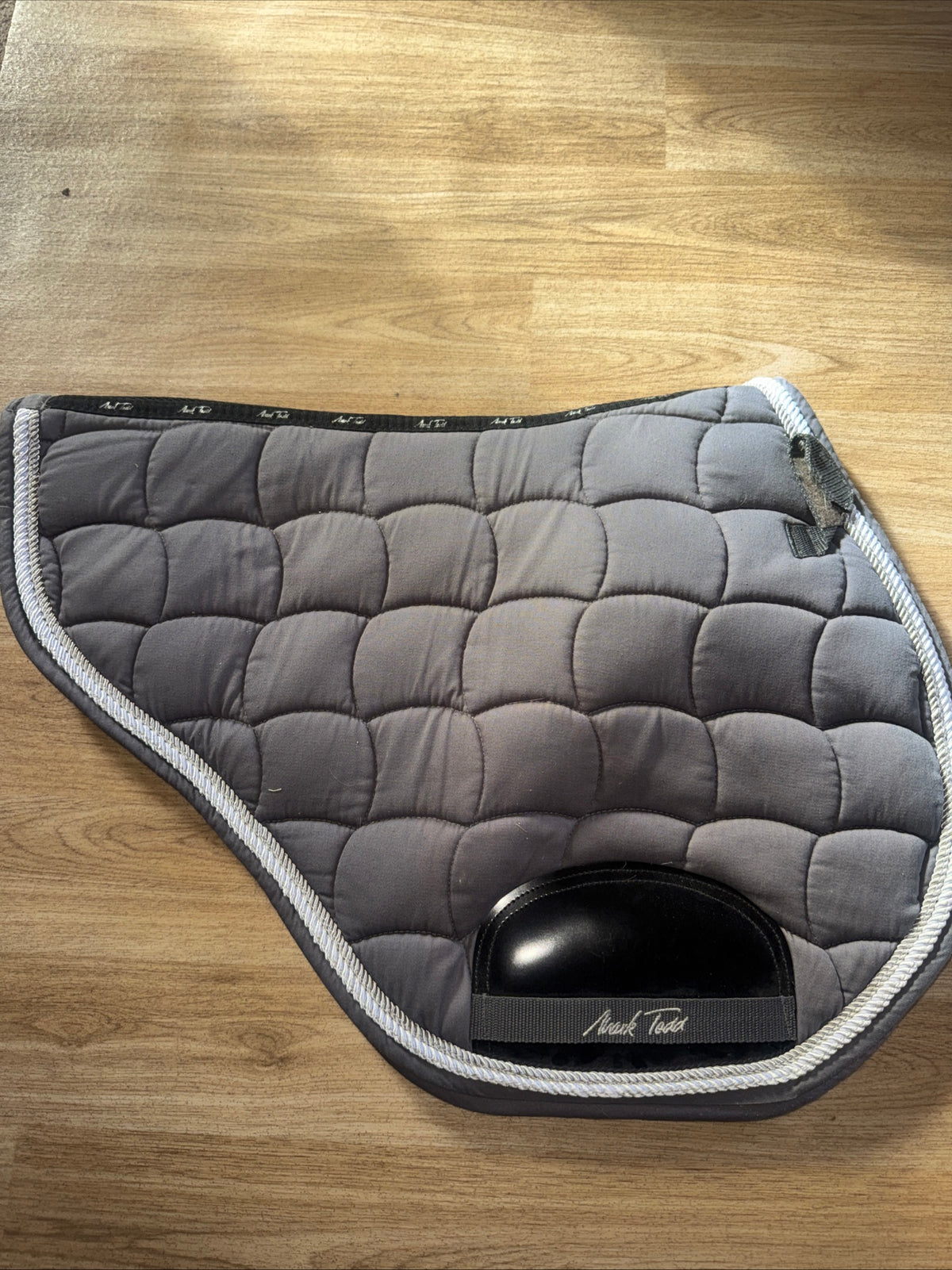 Mark Todd Grey Jump Saddle Pad Size Full | Second Hand Tack