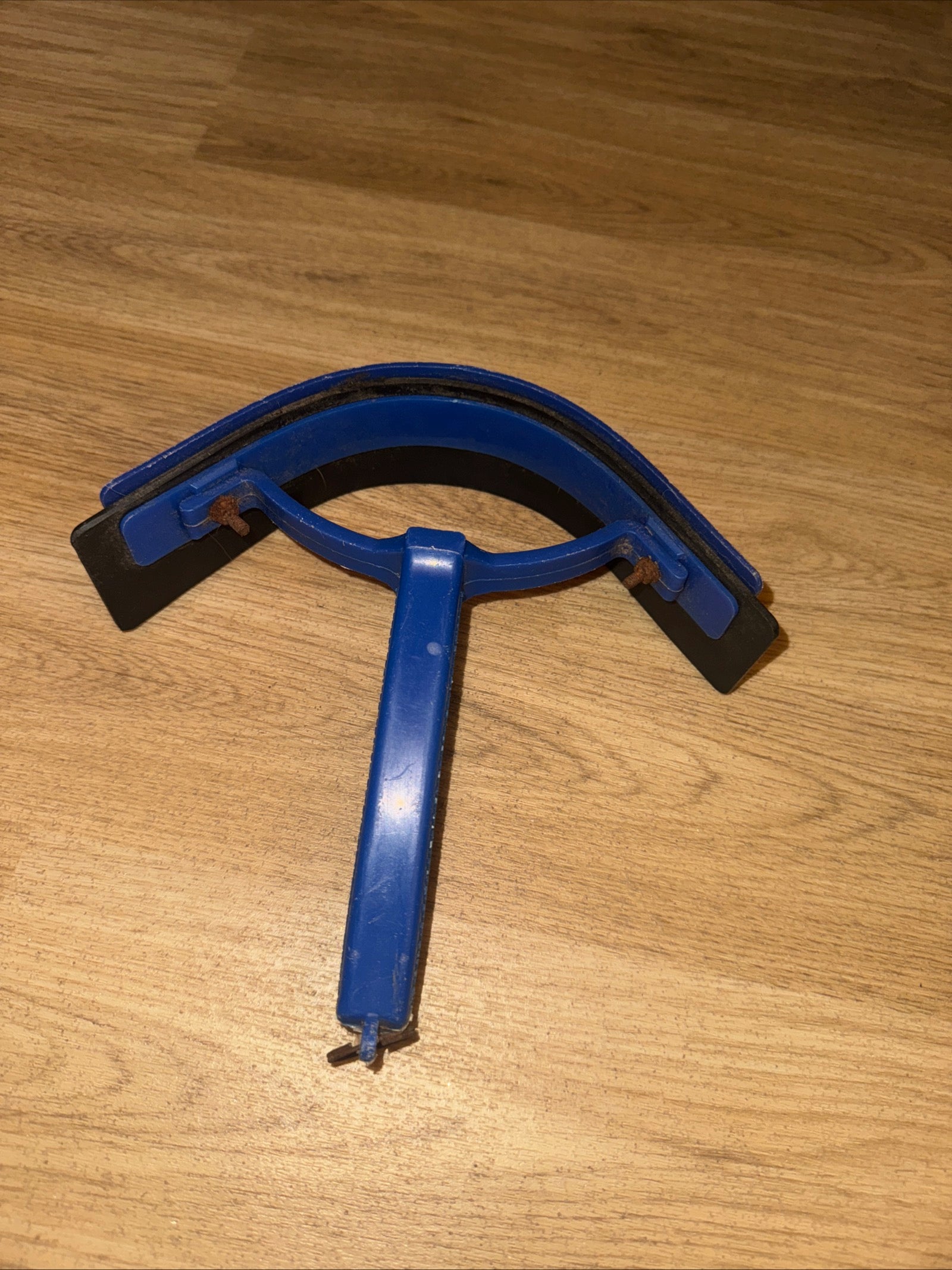 Blue Sweat Scraper - Free Post