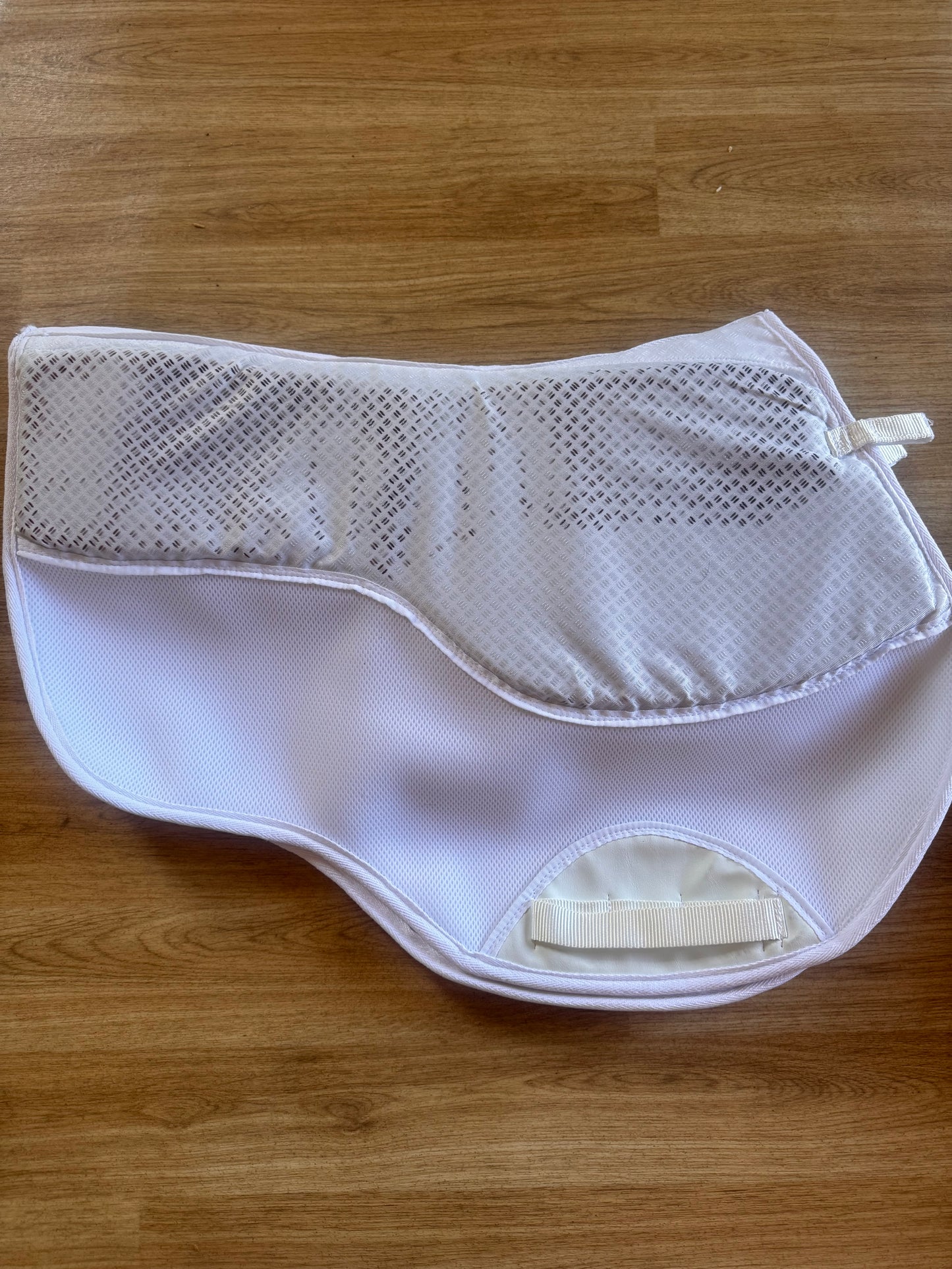 Cameo Padded White Close Contact Saddle Pad Size Full | Back Protect RRP £79.99