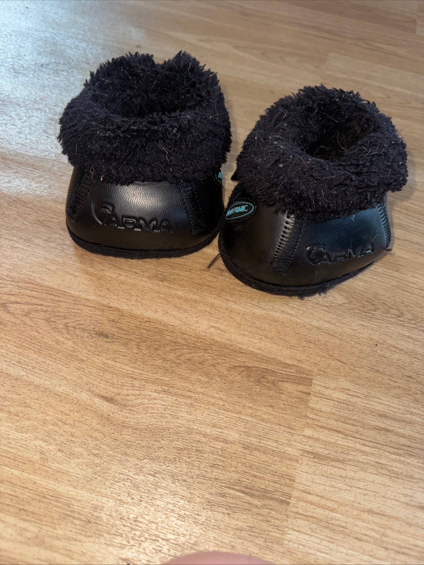 Shires Arma Fleece Trim Non Turn Over Reach Boots Size Small Pony