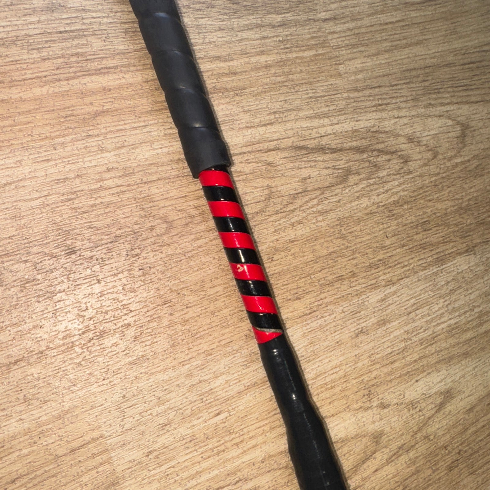 Red & Black Jumping Whip Bat - Free Postage