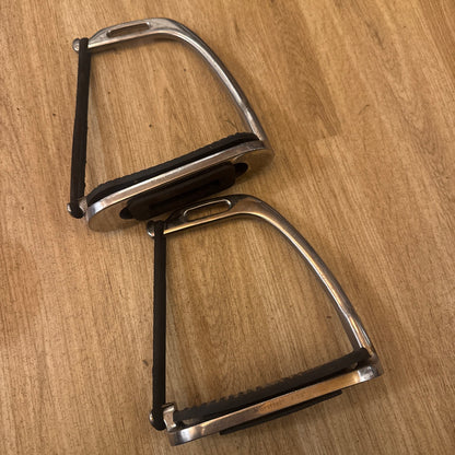 Korsteel 4.75” Safety Peacock Stirrups #755