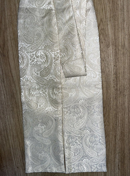 Cream Embossed Ladies Medium Stock