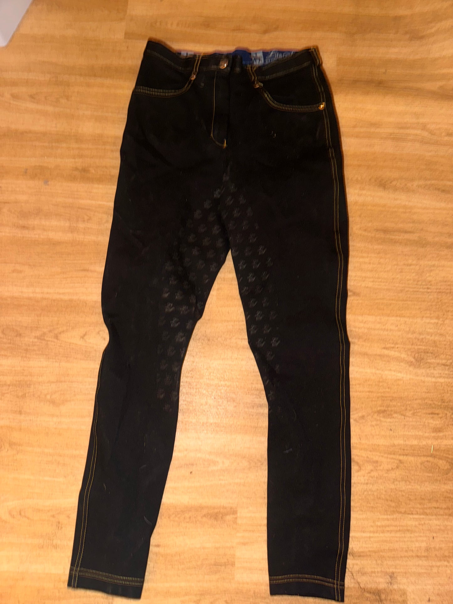 Legacy Ladies 28” Waist Black Silcone Grip Seat Jodphurs