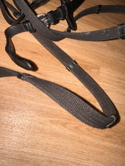 Continental 56” Black Webbing Reins – Full Size #41