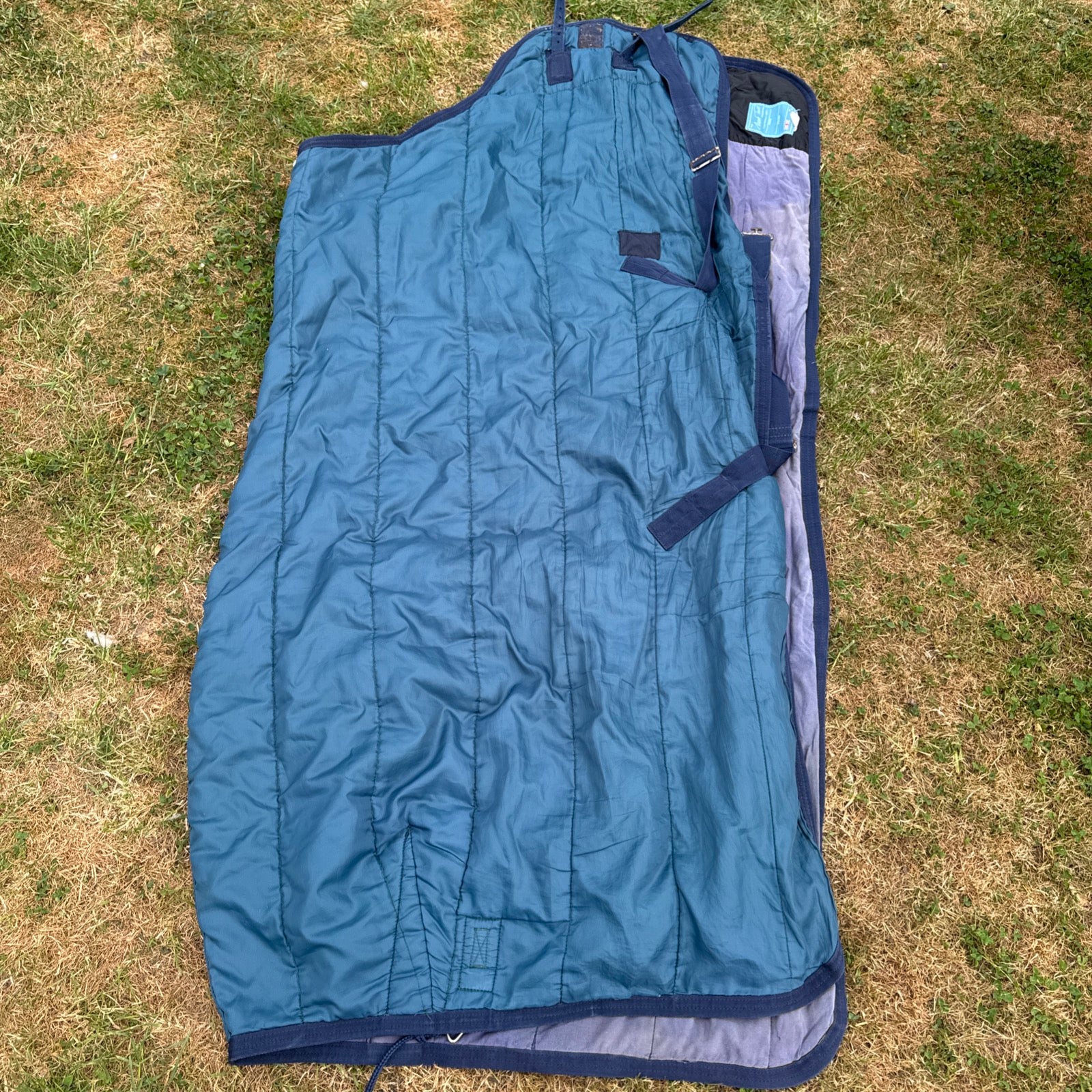 Mark Todd 200gm 6ft Stable Rug - Free Postage