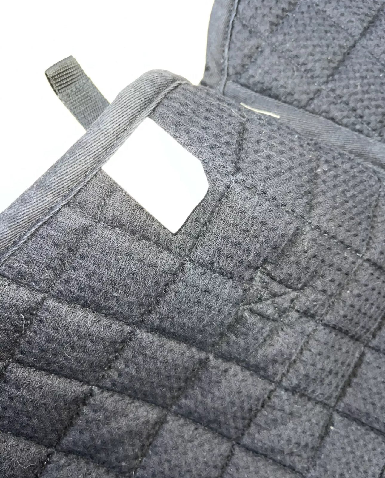 Thorowgood Waffle Black Size Cob Saddle Pad