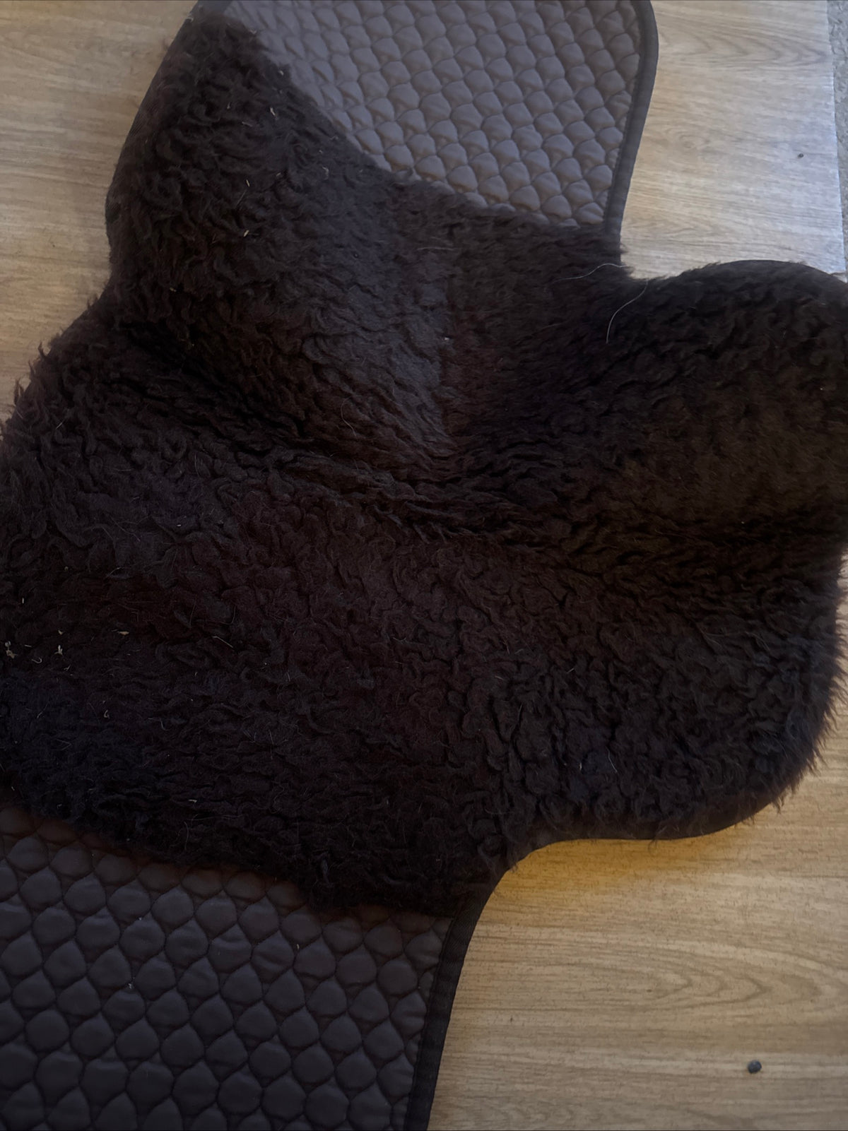 Nuumed Brown Wool Lined Numnah Size Medium Dressage Saddle Pad