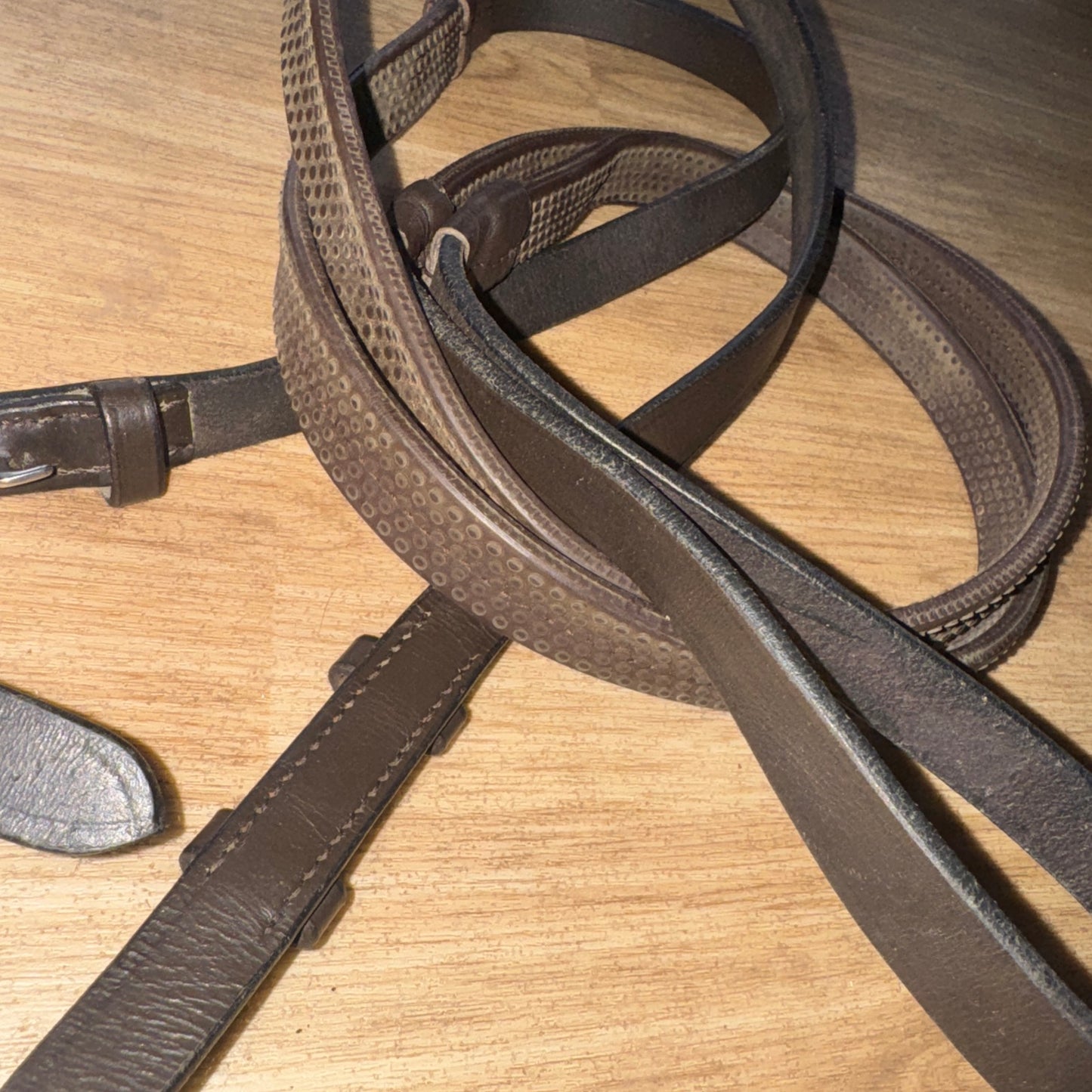 Brown Rubber Full Size Reins #117