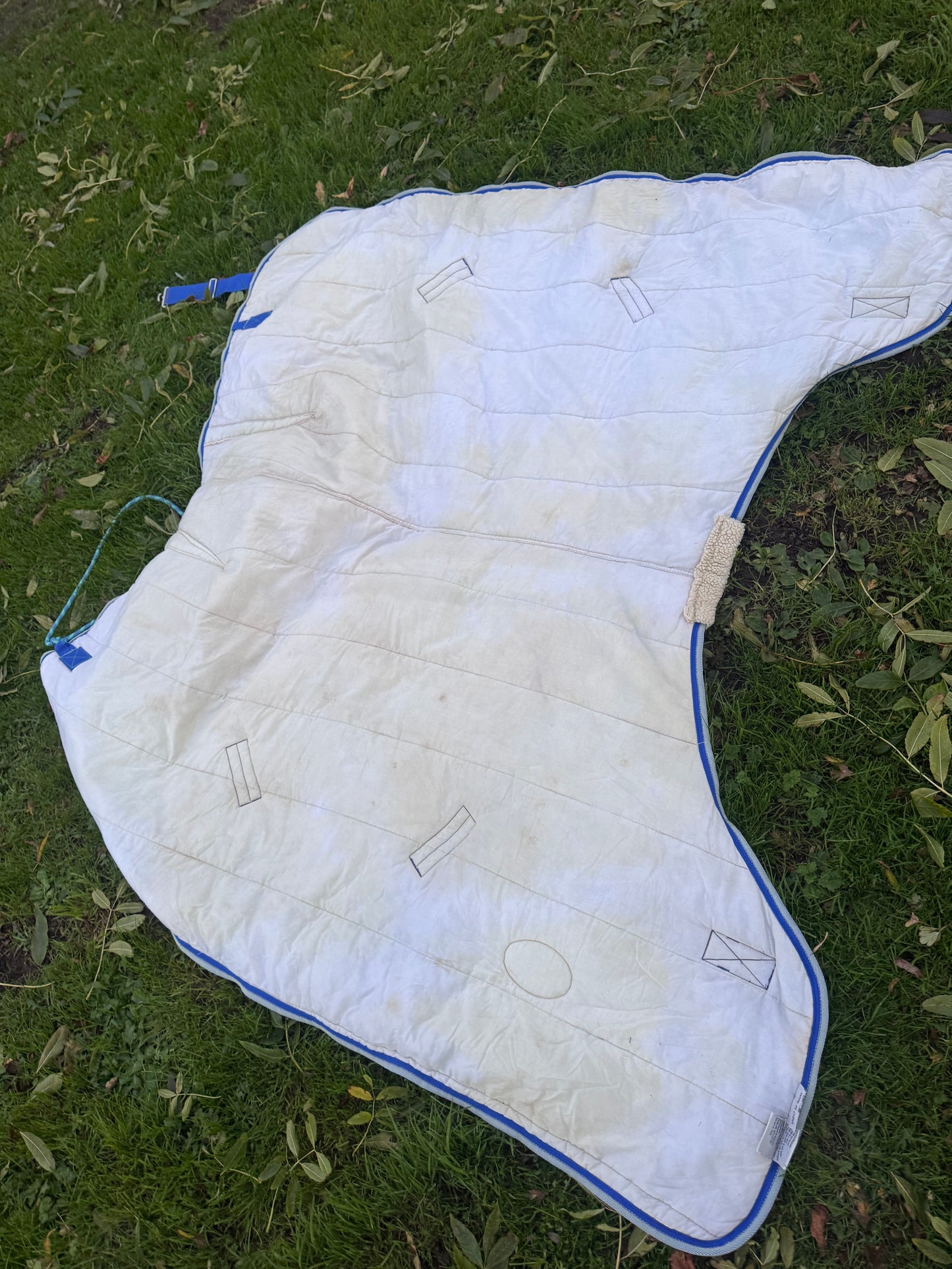Weatherbeeta 5’6 100gm Stable rug