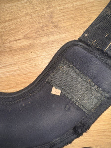 2 x Over Reach Boots