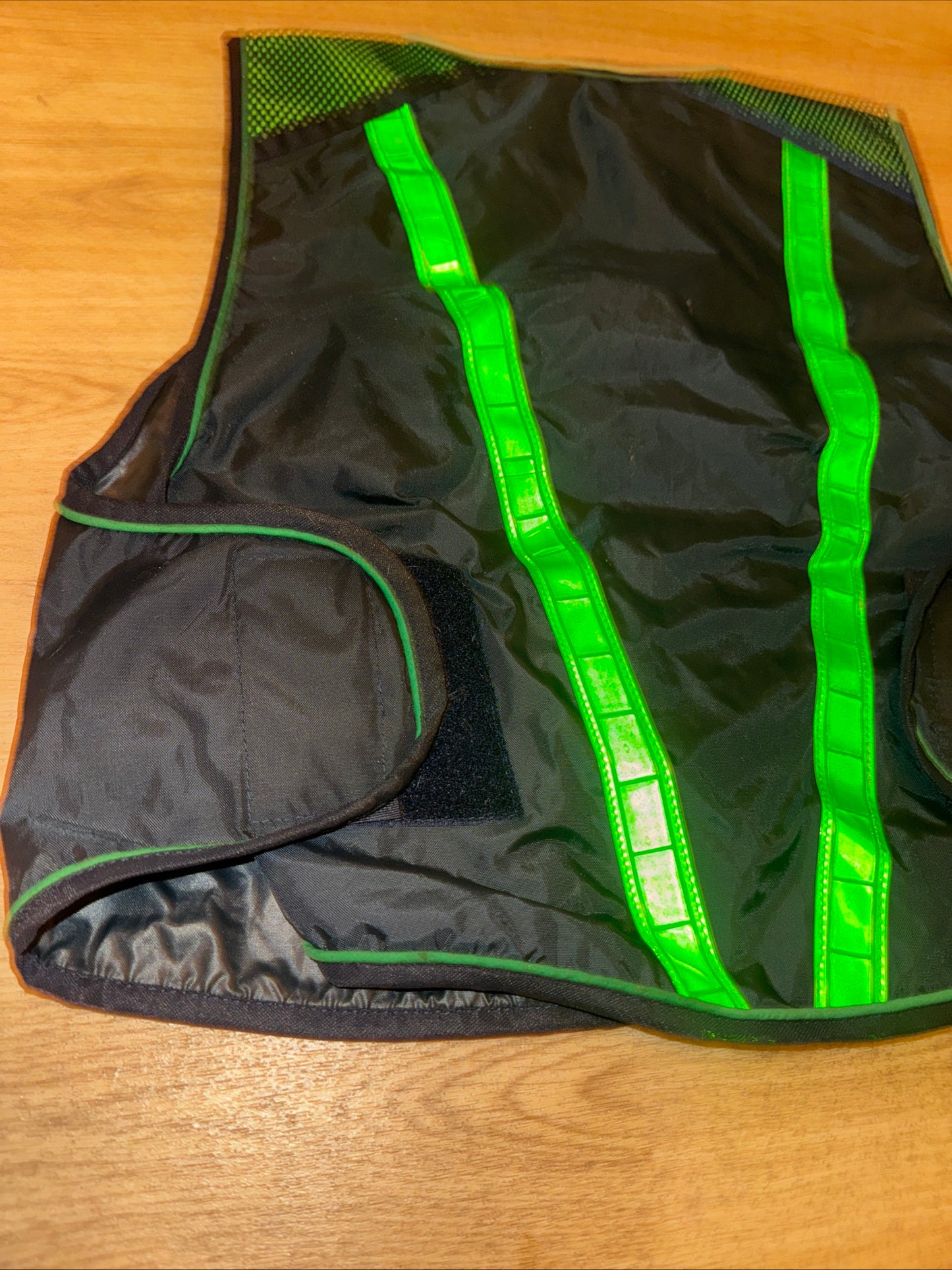 Airowear Green Reflective Hi Viz Vest - Zip Up - Medium