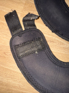 2 x Over Reach Boots