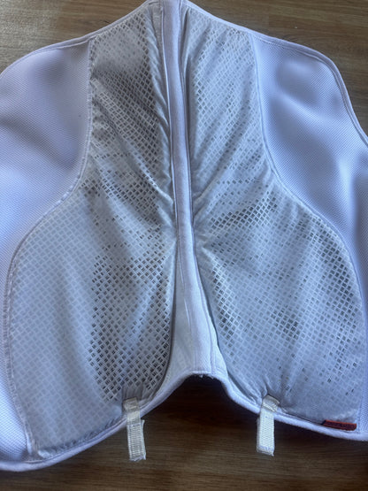 Cameo Padded White Close Contact Saddle Pad Size Full | Back Protect RRP £79.99