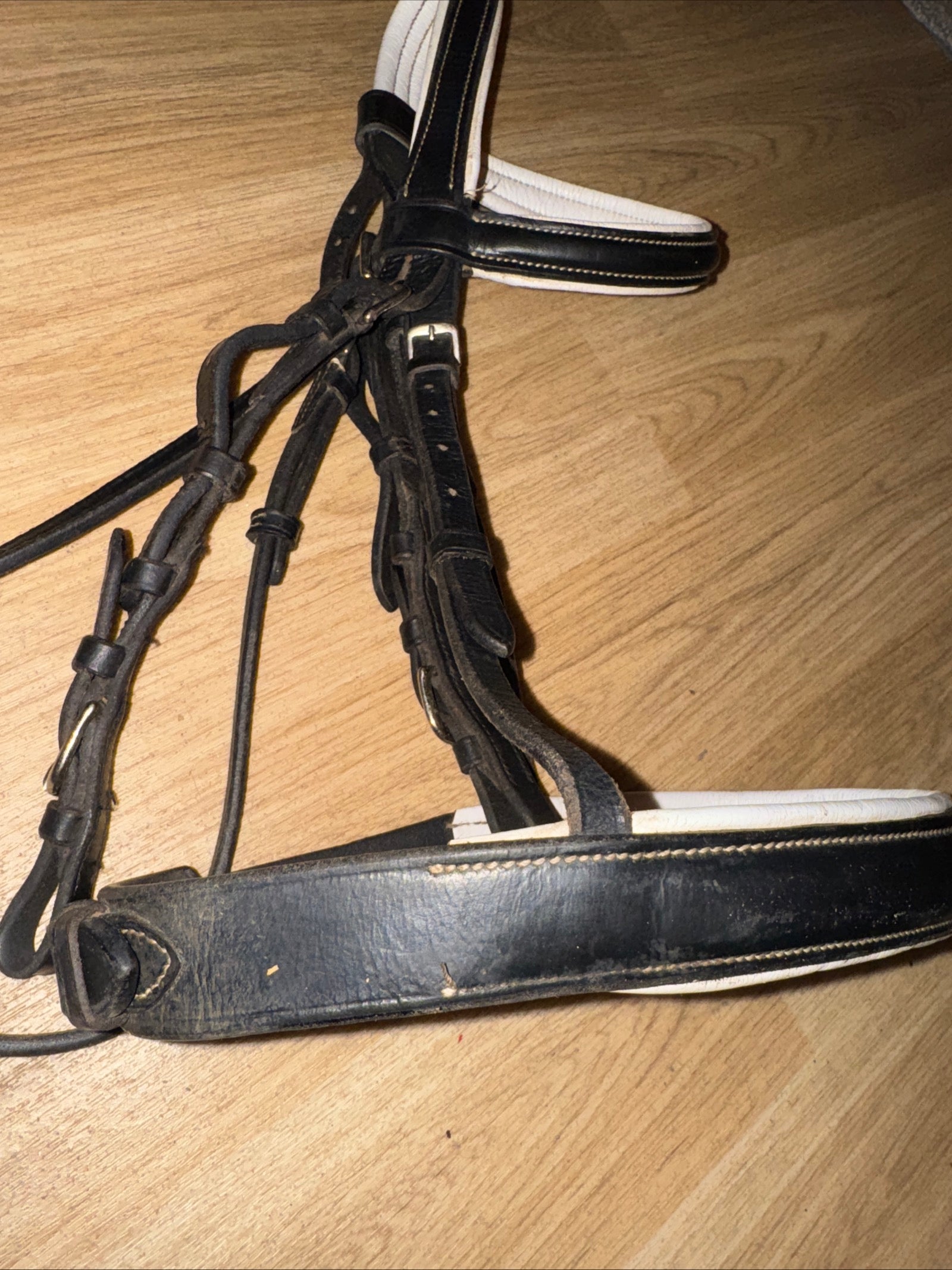 Black Leather White Padded Cob Bridle - Free Postage