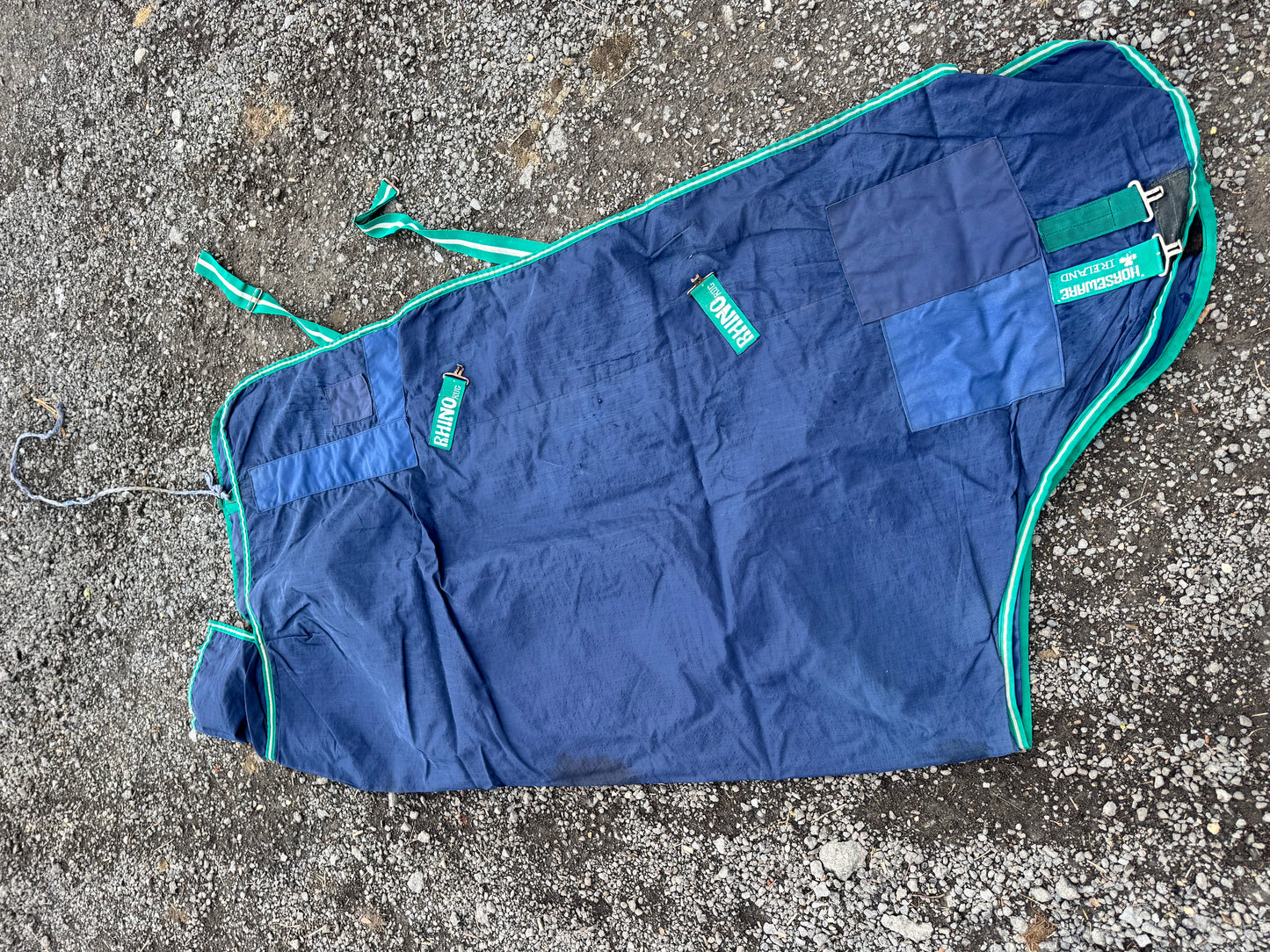 Rhino 6’6 No Fill Turnout Rug | Waterproof 0gm Horse Reproofed