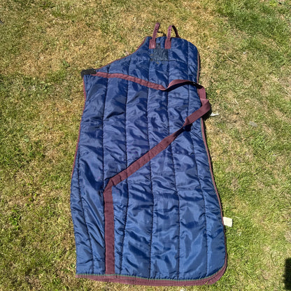 Masta 5’6 250gm Stable Rug - Free Postage