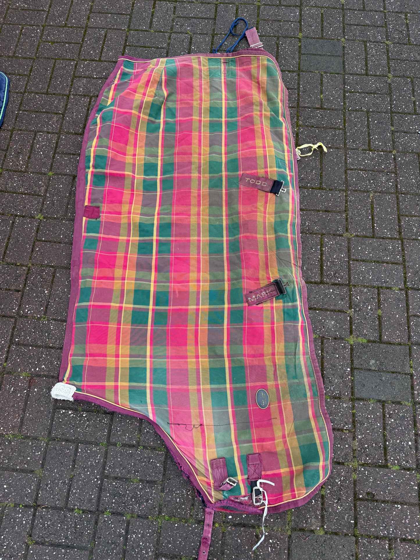 6’3 Mark todd 250gm Stable rug / Free Postage