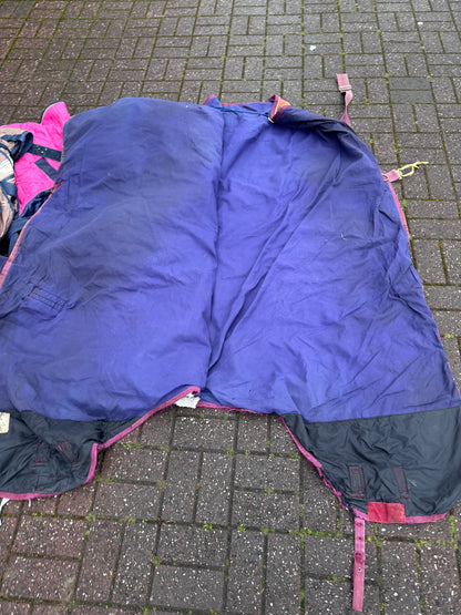 6’3 Mark todd 250gm Stable rug / Free Postage