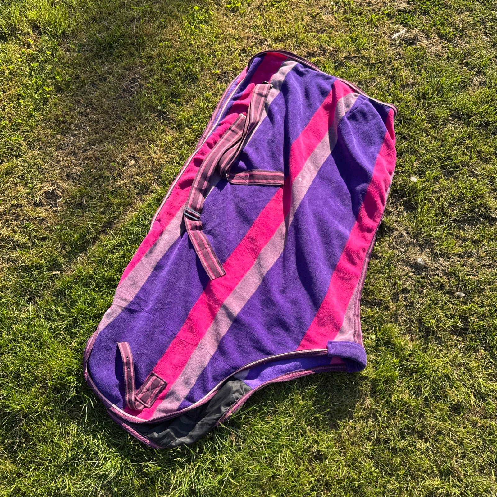 Loveson 4’3 Candy Pink Purple Fleece Rug - Free Postage