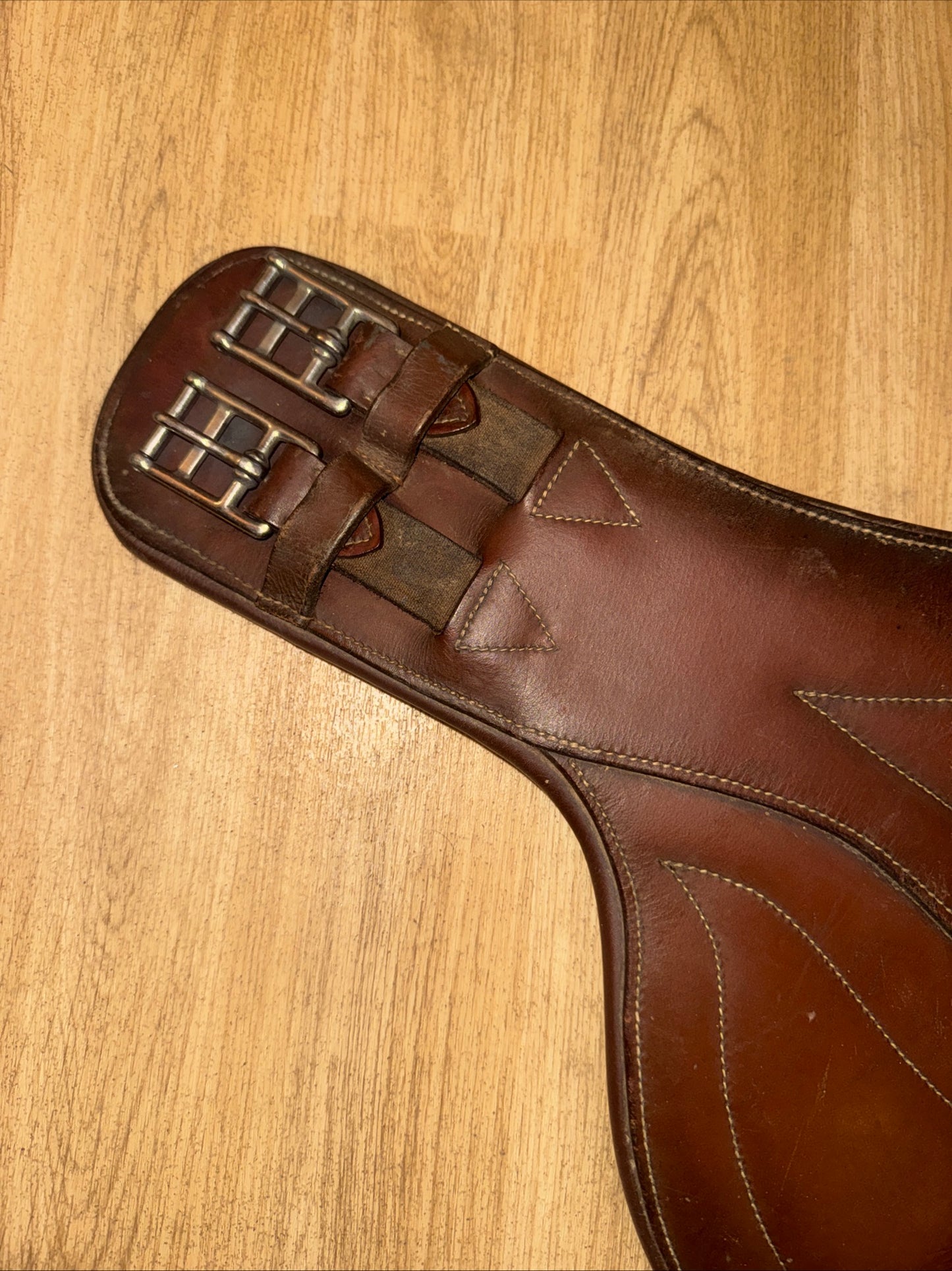 Mark Todd 28” Brown Leather Monoflap Stud Girth – Jumping Horse Tack
