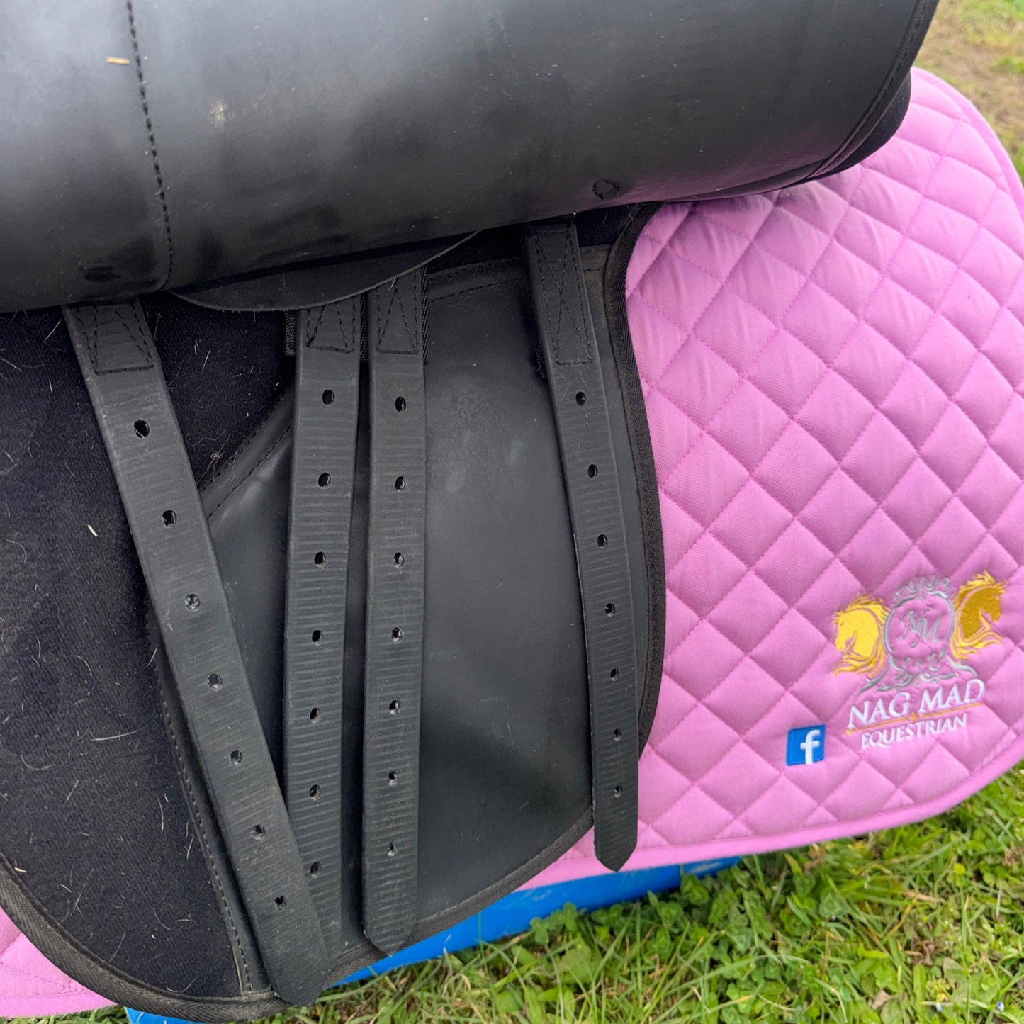 Thorowgood Griffin 17.5” XW Saddle | Sythentic Easy Wipe Clean #501