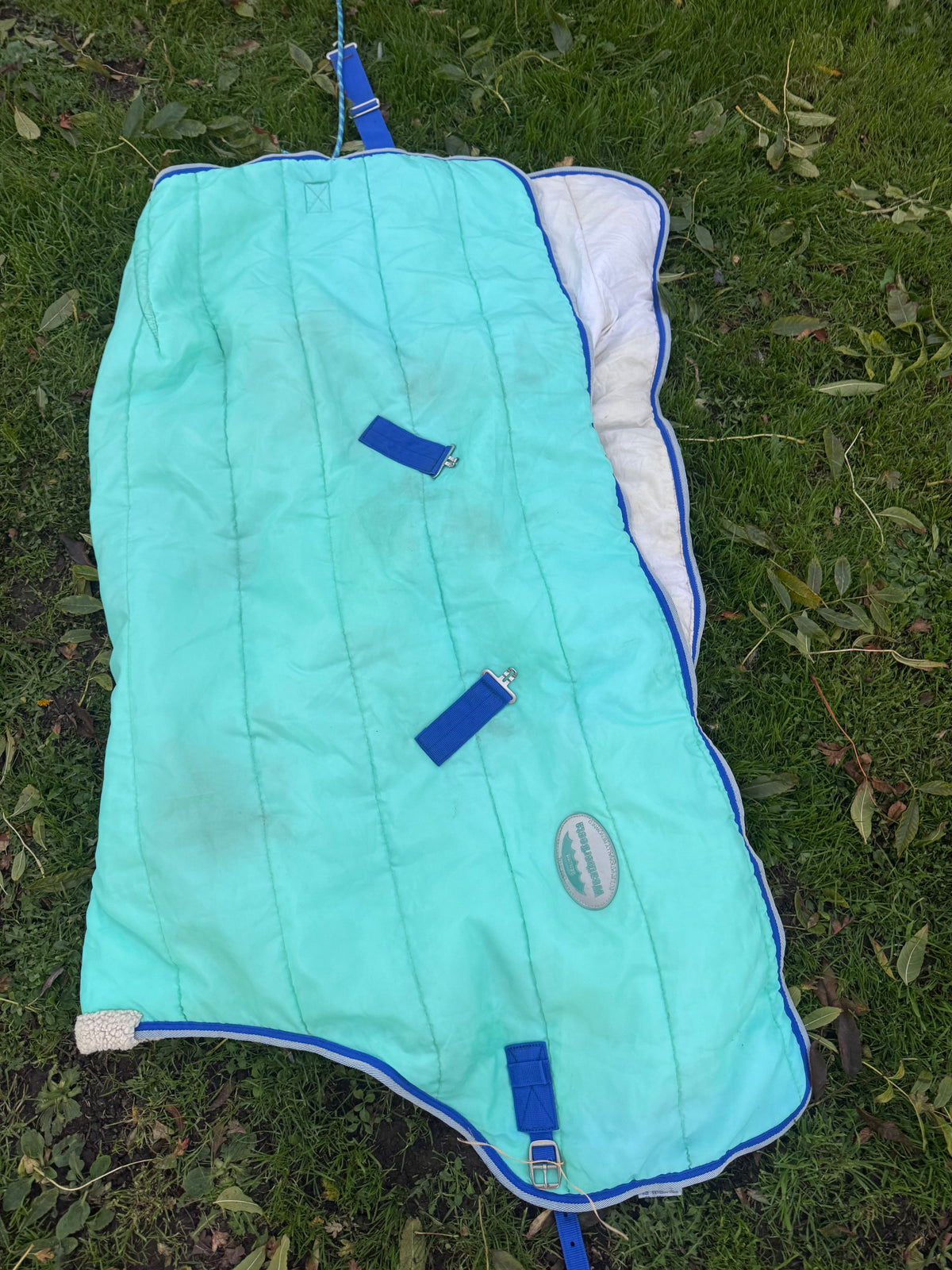 Weatherbeeta 5’6 100gm Stable rug