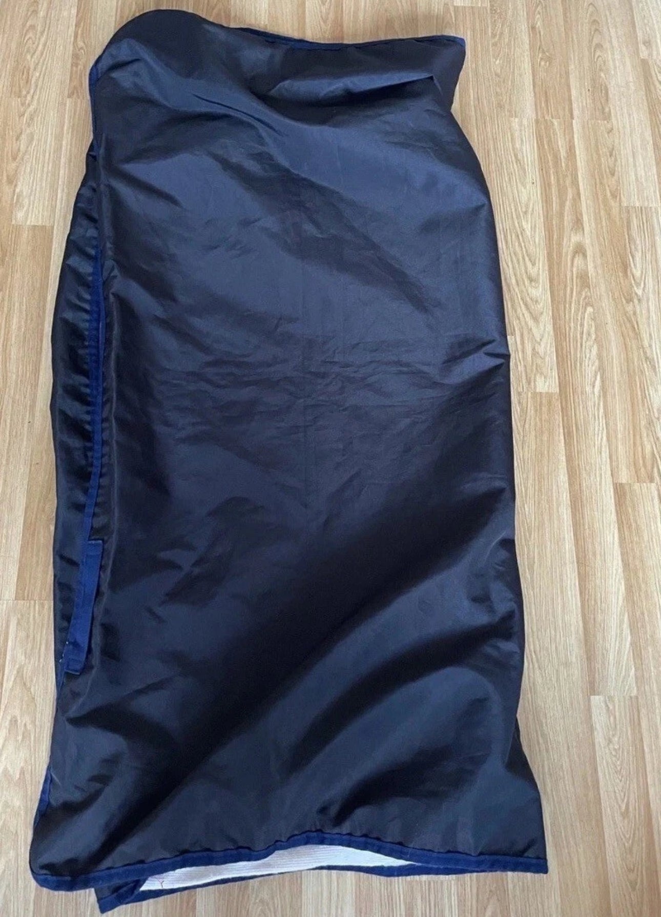 Cob Size Black Waterproof Exercise Sheet