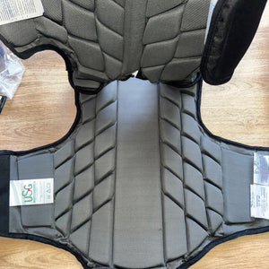 USG 2018 Childs Medium body Protector - FREE POST