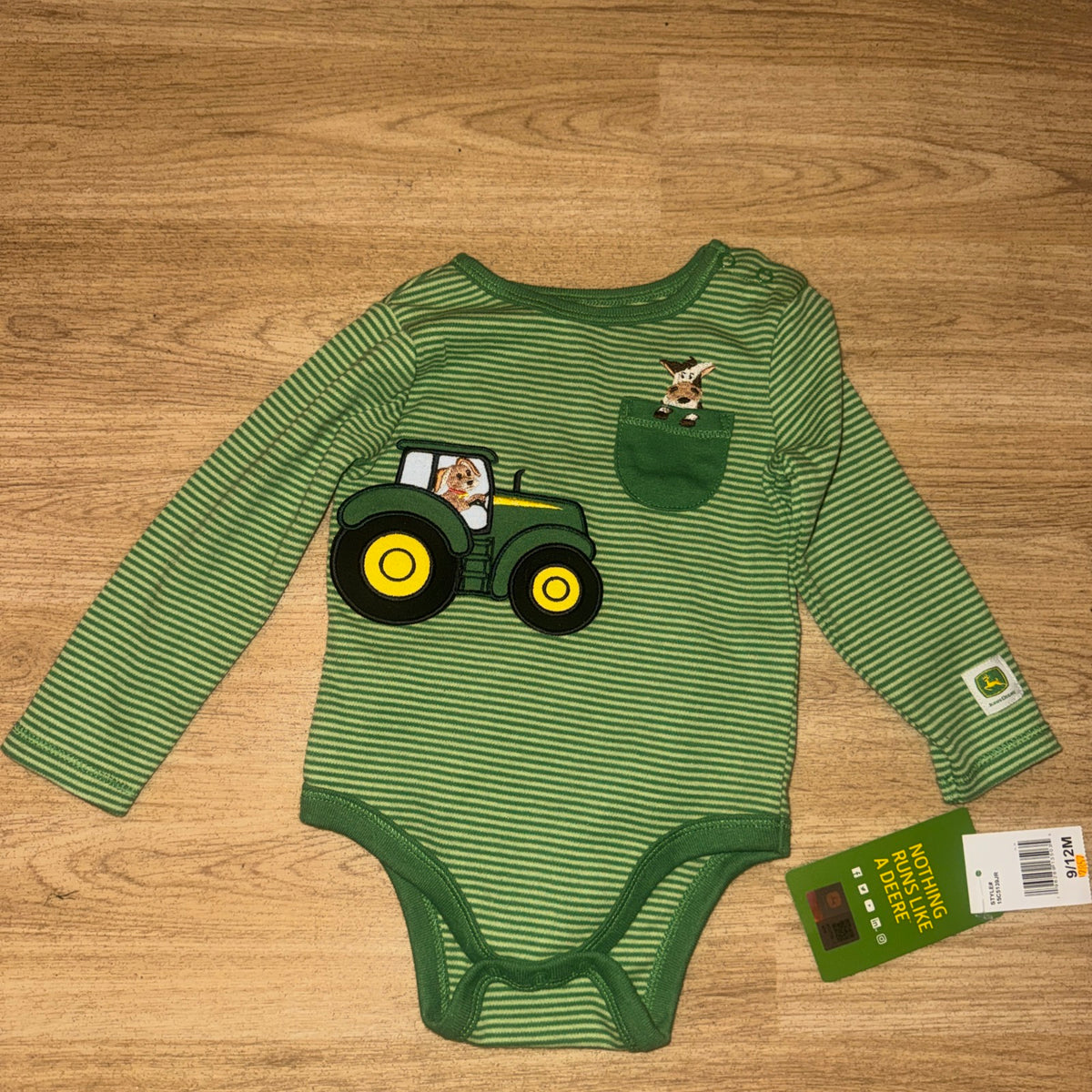 John Deere Green Stripe Tractor Baby Grow 9/12 Mths New Dog Cow
